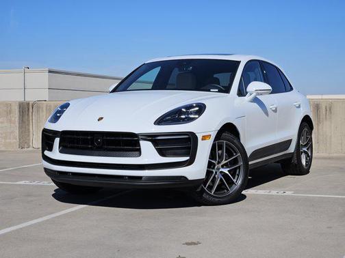 2025 Porsche Macan AWD