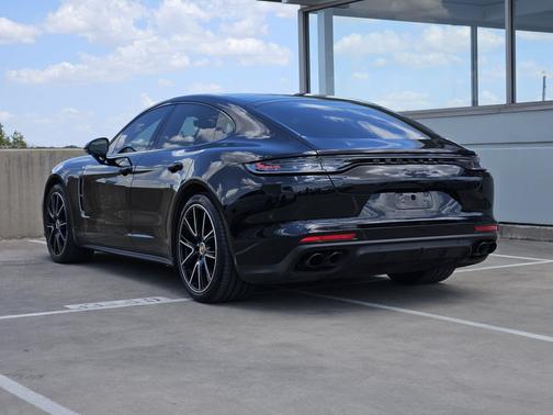 Jet Black Metallic 2023 Porsche Panamera Platinum Edition