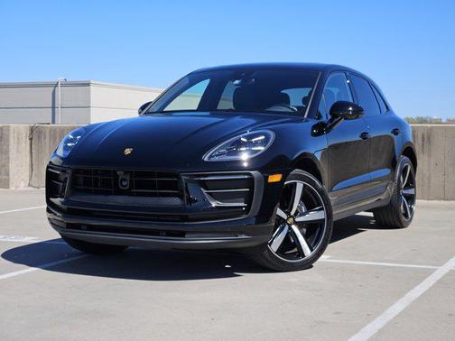 2023 Porsche Macan AWD