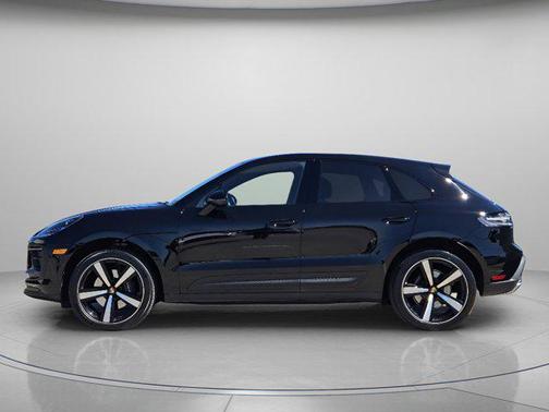 2023 Porsche Macan T