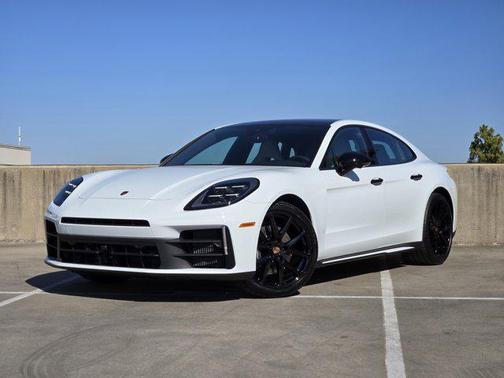 2026 Porsche Panamera RWD