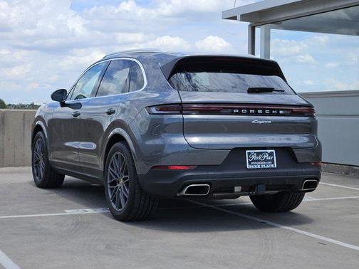 2024 Porsche Cayenne AWD
