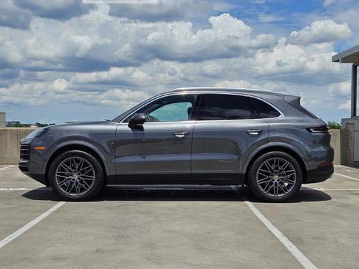 2024 Porsche Cayenne AWD