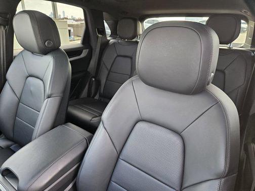 2025 Porsche Cayenne Cayenne E-Hybrid