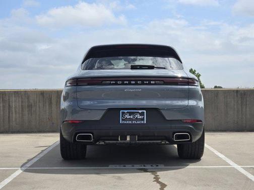 2025 Porsche Cayenne AWD