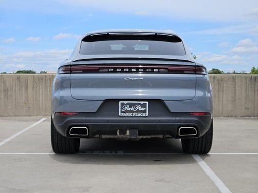 2024 Porsche Cayenne Coupe AWD