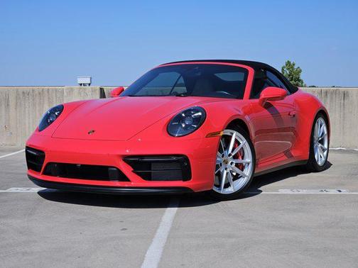 2024 Porsche 911 Carrera 4 GTS