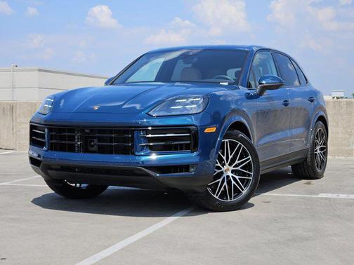 2025 Porsche Cayenne AWD
