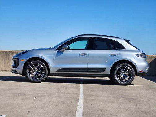 2026 Porsche Macan AWD