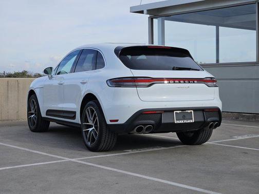 2025 Porsche Macan S