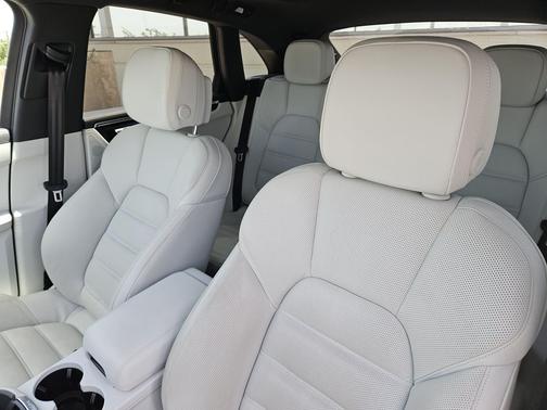 Black 2023 Porsche Macan Macan