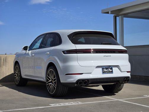2026 Porsche Cayenne Cayenne