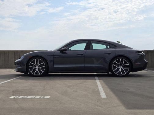 2025 Porsche Taycan 4