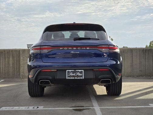 2025 Porsche Macan AWD