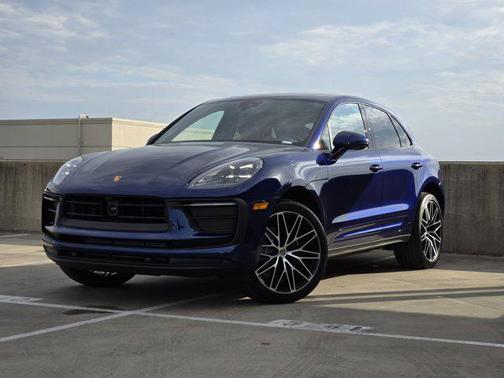 2025 Porsche Macan AWD