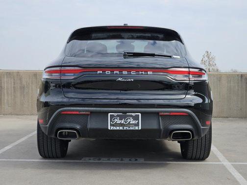 2026 Porsche Macan AWD