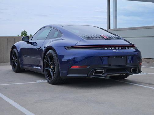 2025 Porsche 911 Carrera