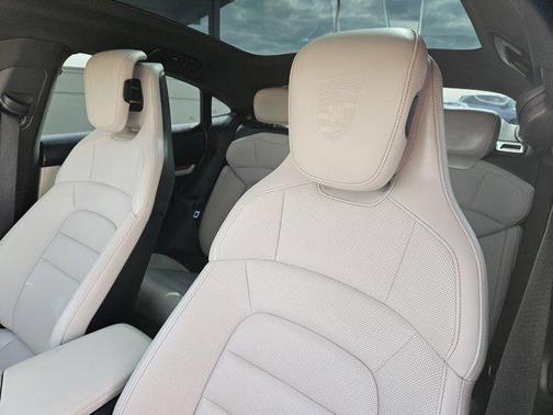 2022 Porsche Taycan 4S