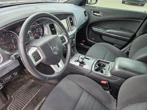 2013 Dodge Charger SXT