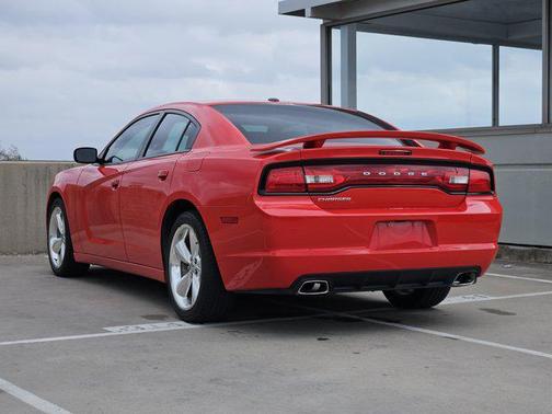 2013 Dodge Charger SXT