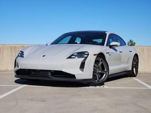 2025 Porsche Taycan Turbo