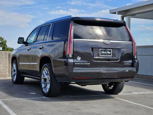 2016 Cadillac Escalade Platinum