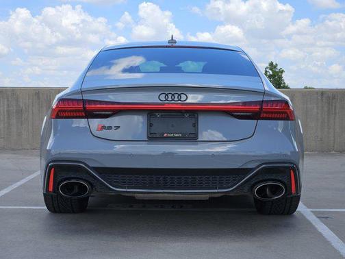 2021 Audi RS 7 4.0T