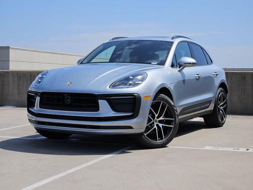 Dolomite Silver Metallic 2026 Porsche Macan Macan