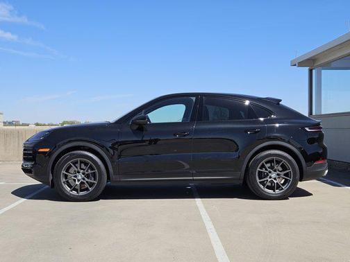 Chromite Black Metallic 2026 Porsche Cayenne Cayenne