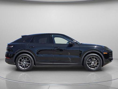 Chromite Black Metallic 2026 Porsche Cayenne Cayenne