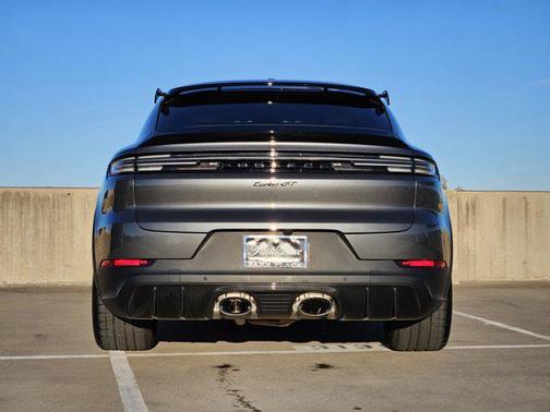 2025 Porsche Cayenne Turbo GT