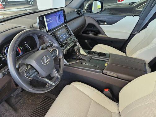 2023 Lexus LX 600 Luxury