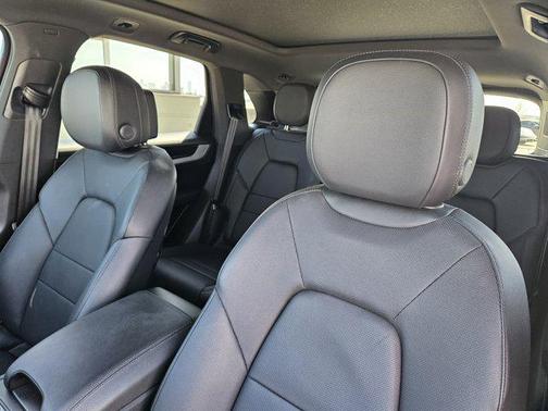 2024 Porsche Cayenne Cayenne