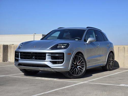 2026 Porsche Cayenne GTS