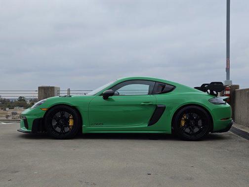 2024 Porsche 718 Cayman GT4 RS