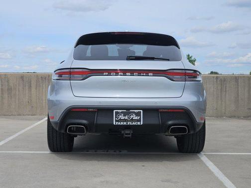 2025 Porsche Macan Base