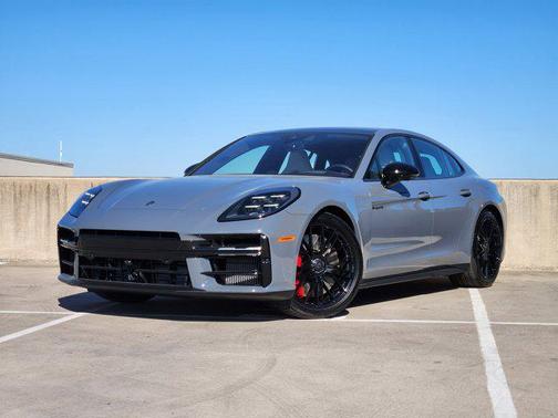 2026 Porsche Panamera Turbo