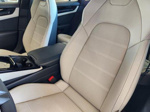 2026 Porsche Panamera Turbo