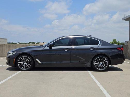 2021 BMW 530 530i