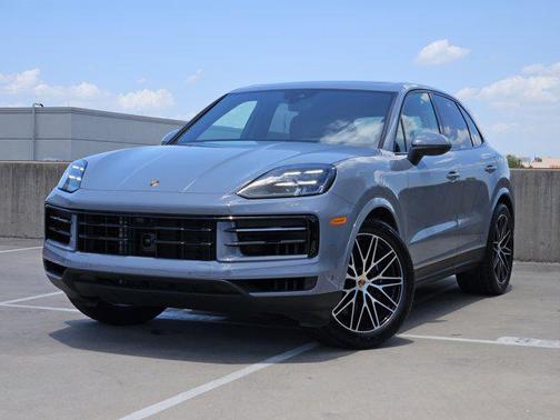 2025 Porsche Cayenne AWD