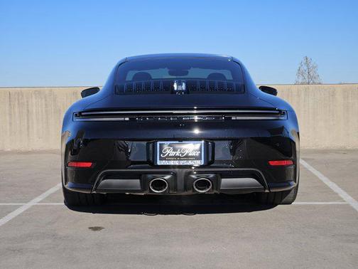 2025 Porsche 911 Carrera GTS