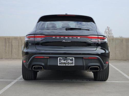 2025 Porsche Macan AWD