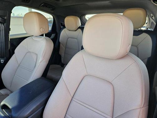 2025 Porsche Cayenne Cayenne