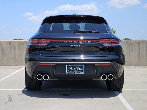 2024 Porsche Macan Base