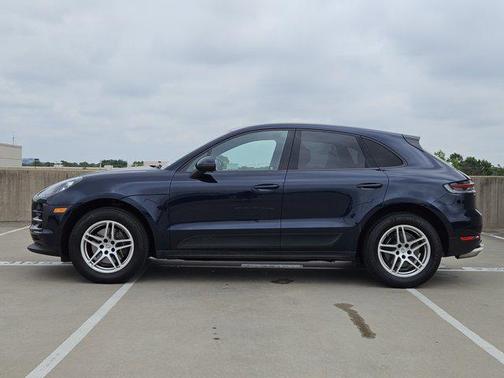 2020 Porsche Macan Base