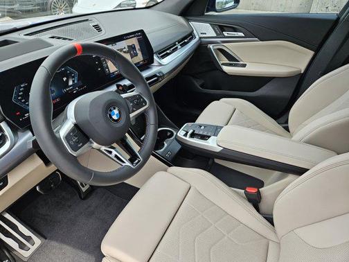 2024 BMW X2 M35i