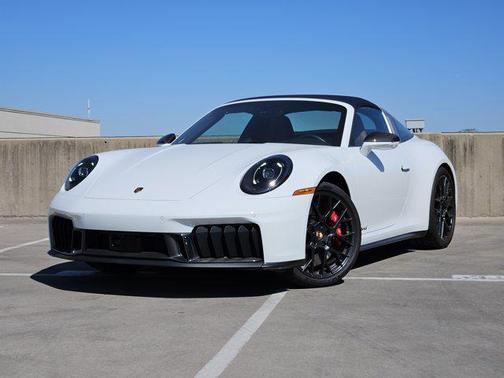 2025 Porsche 911 Targa 4 GTS