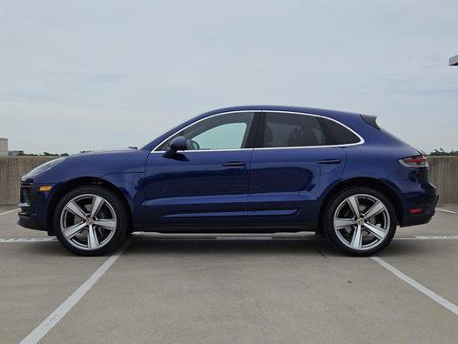 2024 Porsche Macan Base