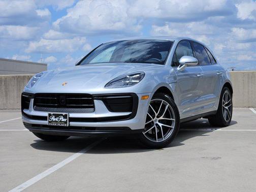 2023 Porsche Macan Base
