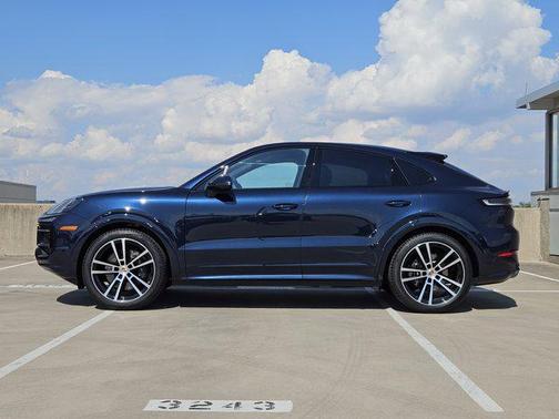 2026 Porsche Cayenne Coupe AWD